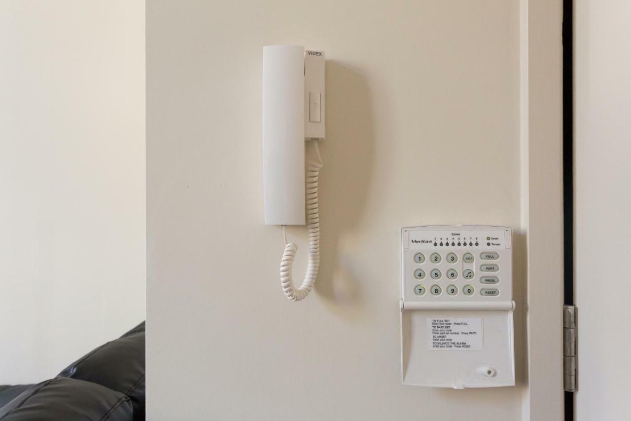 The Nest Apartment Sheffield Bagian luar foto